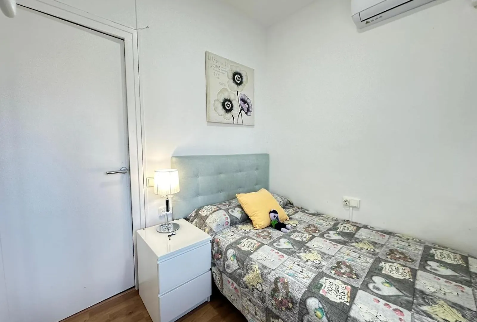 Bed & Breakfast Alojamiento Rambla Barcelona Spain