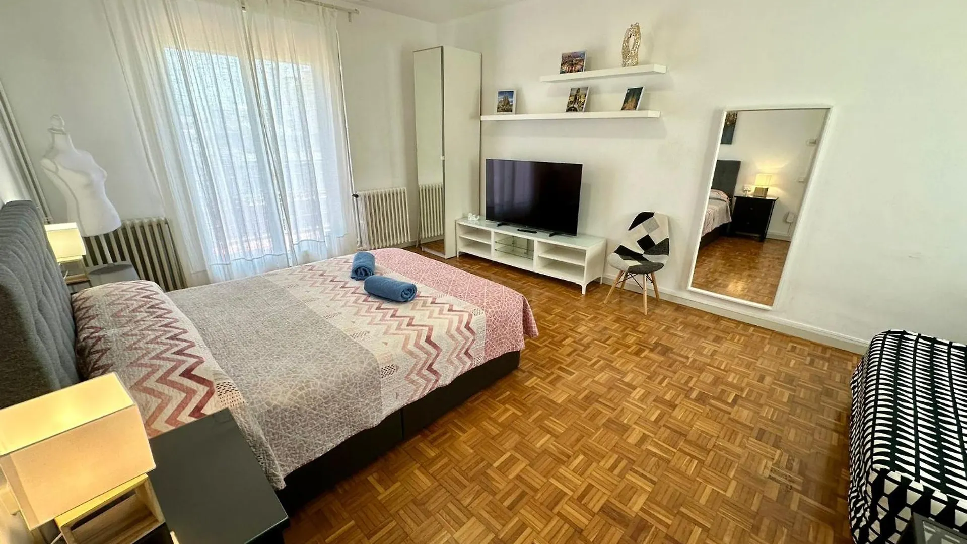 Alojamiento Rambla Βαρκελώνη Bed and Breakfast